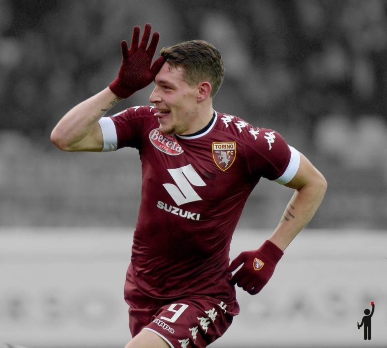 Il marameo dei calciatori verso i medici