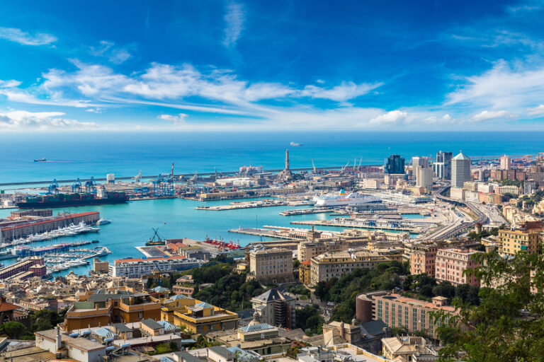 Genova bocciata per incidenti stradali e inquinamento
