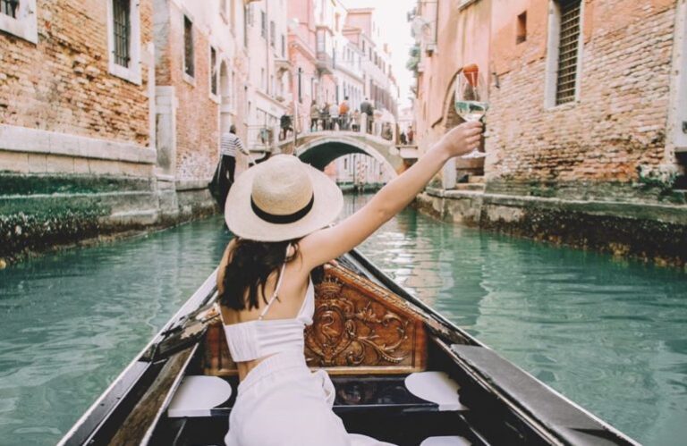 Il 54% italiani resta nel nostro paese, 56% degli europei in viaggio in UE