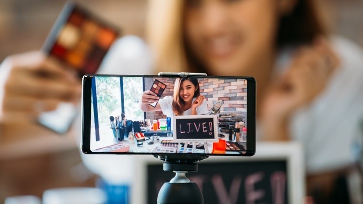 E-Commerce, il 2022 sarà l'anno del Livestream shopping